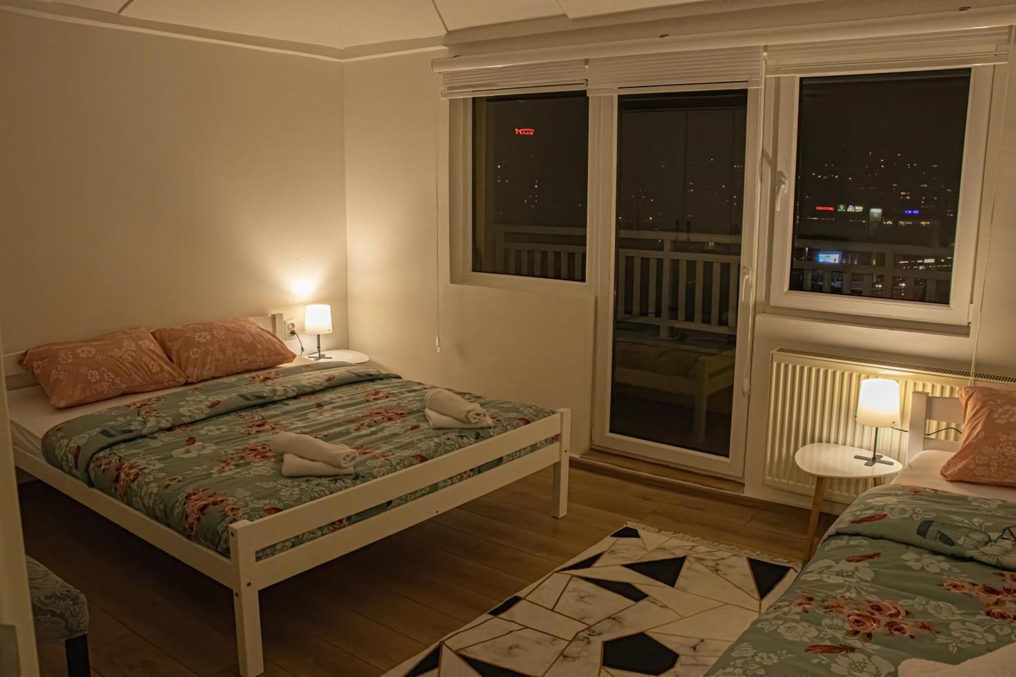 Apartment Forever *